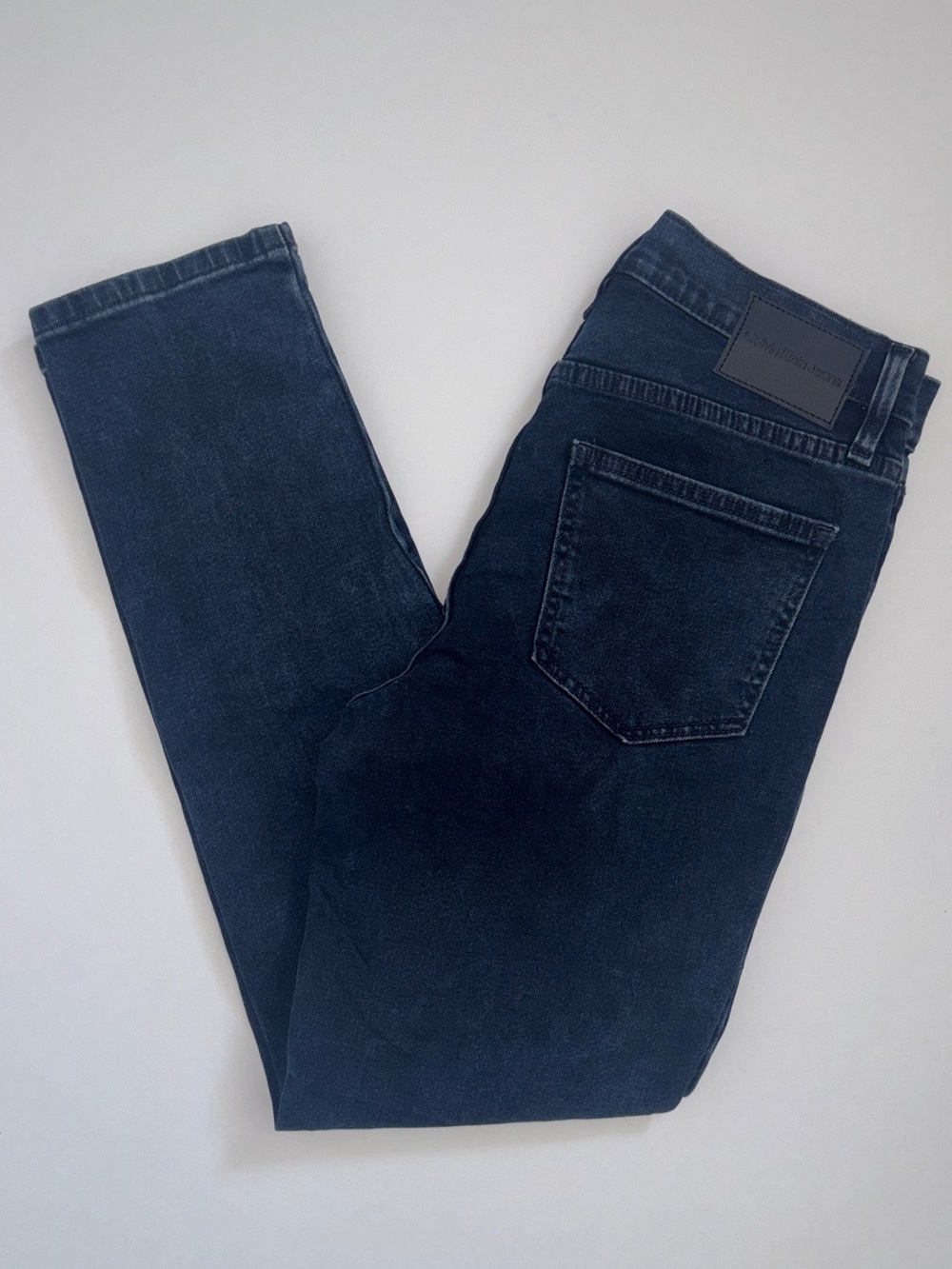Calvin Klein Jeans High Rise Slim Jeans Size 27 Dark Wash Stone Wash